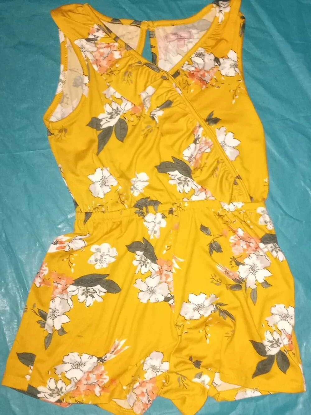 Flowery golden girls jumper size 6/6x